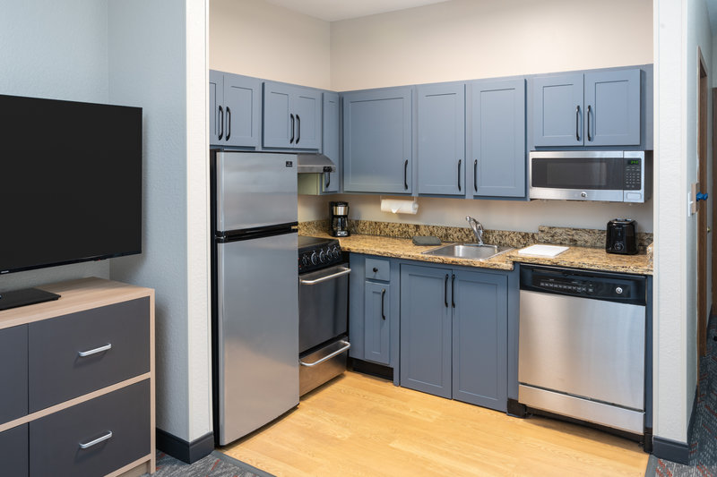 Candlewood Suites Miami – Doral