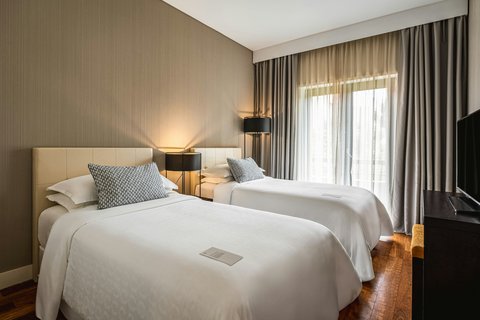 Room, 3 Bedroom Residence