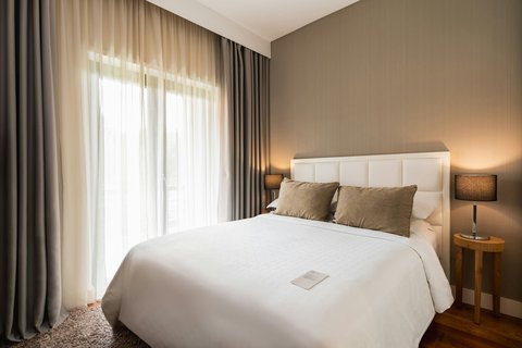 Room, 3 Bedroom Residence