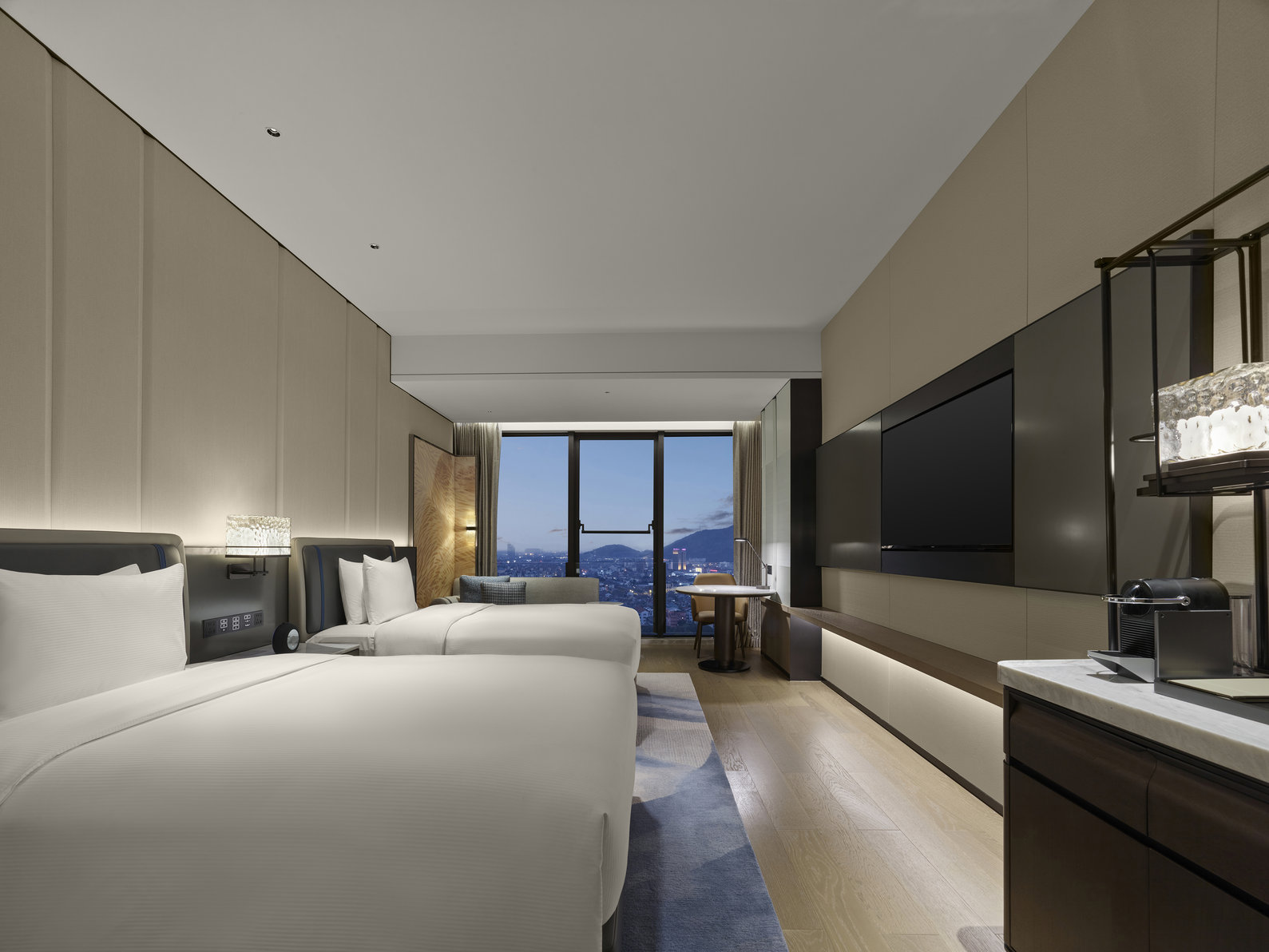Hilton Yuyao Room Type - TWIN EXECUTIVE ROOM