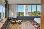 Ultra Savvy, Suite, 1 King, Sofa bed, Memorial Bell view, City view, Corner room, High floor