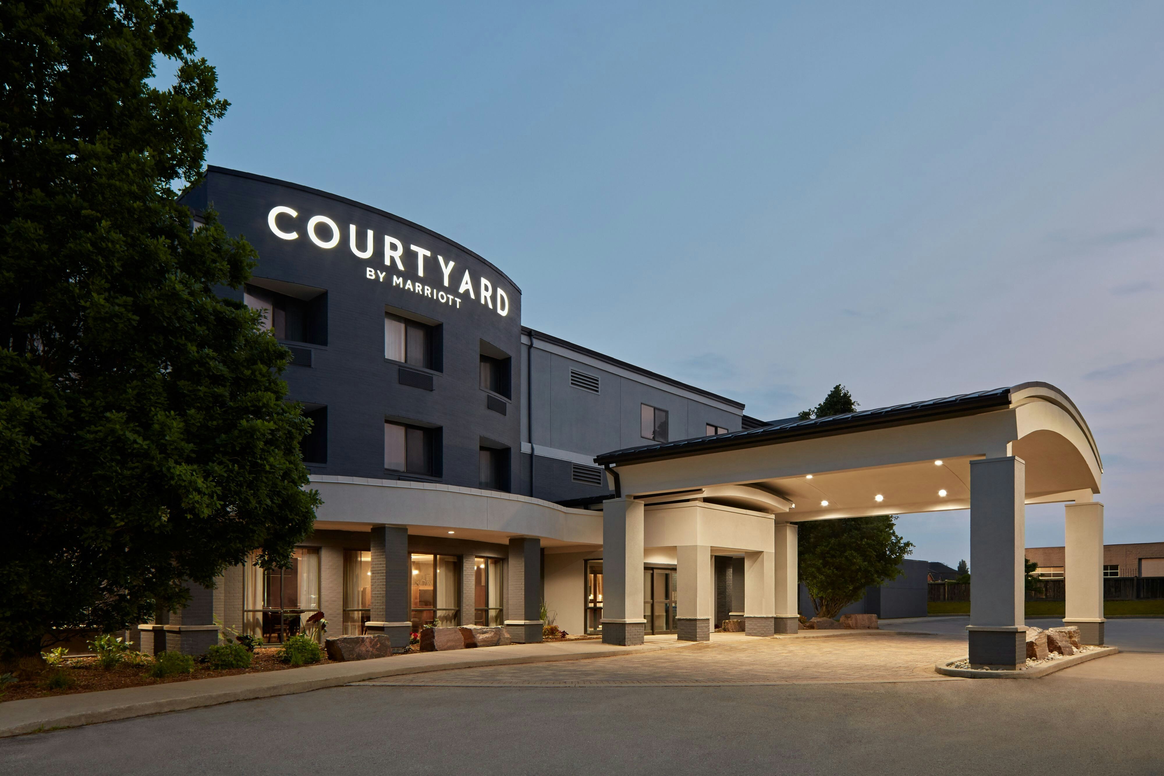 Courtyard Hamilton