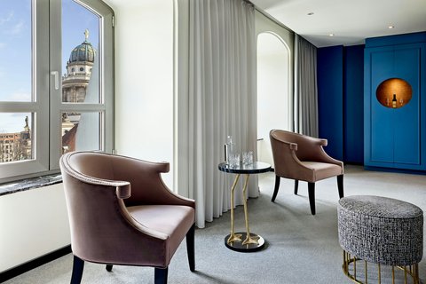 Junior Suite Living Room