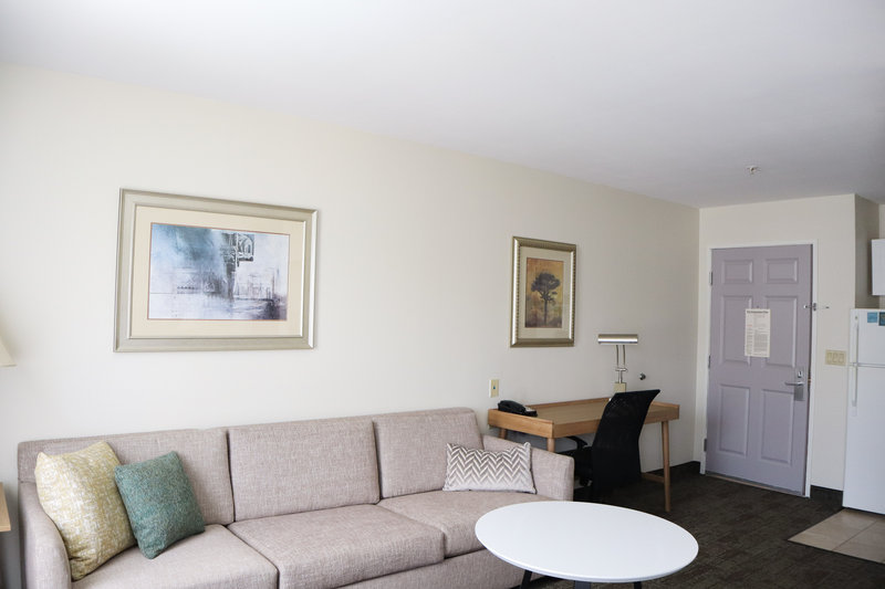 STAYBRIDGE SUITES AUSTIN ARPT