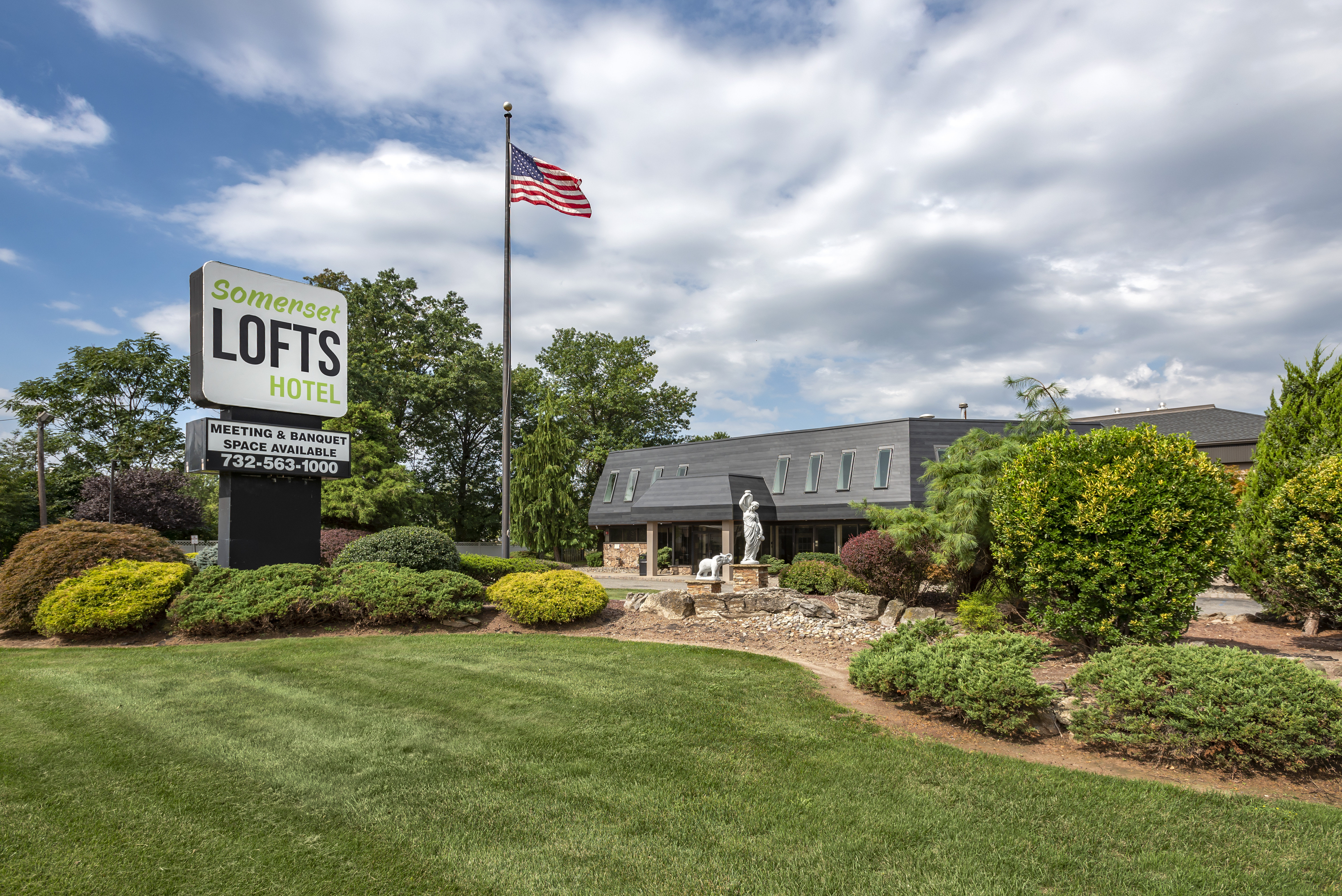 AMWELL SUITES