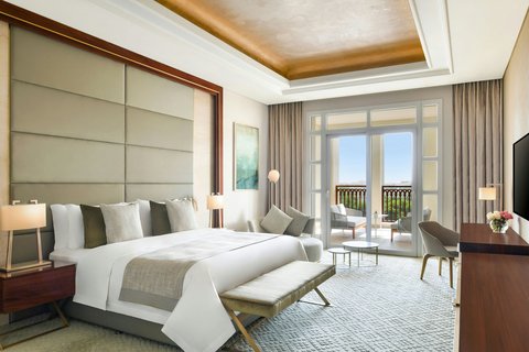 Signature Suite