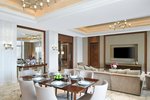 Signature Suite, 1 Bedroom Suite, 1 King, Pool view, Balcony