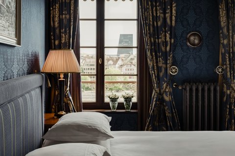 River Junior Suite