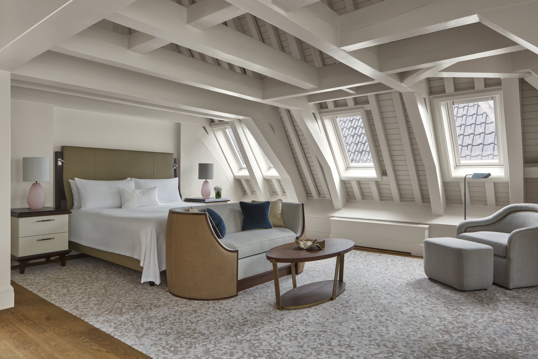 Waldorf Astoria Amsterdam by Hilton Room Type - KING PREMIER LOFT