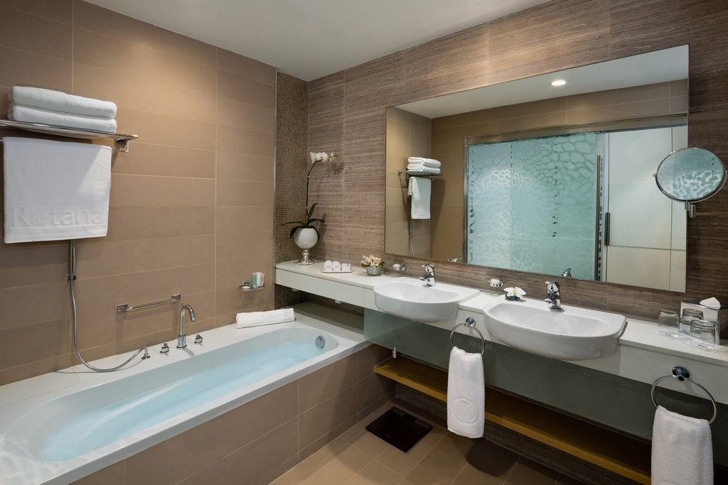 Beach Rotana Residences Room Type - Classic Studio - King Bed