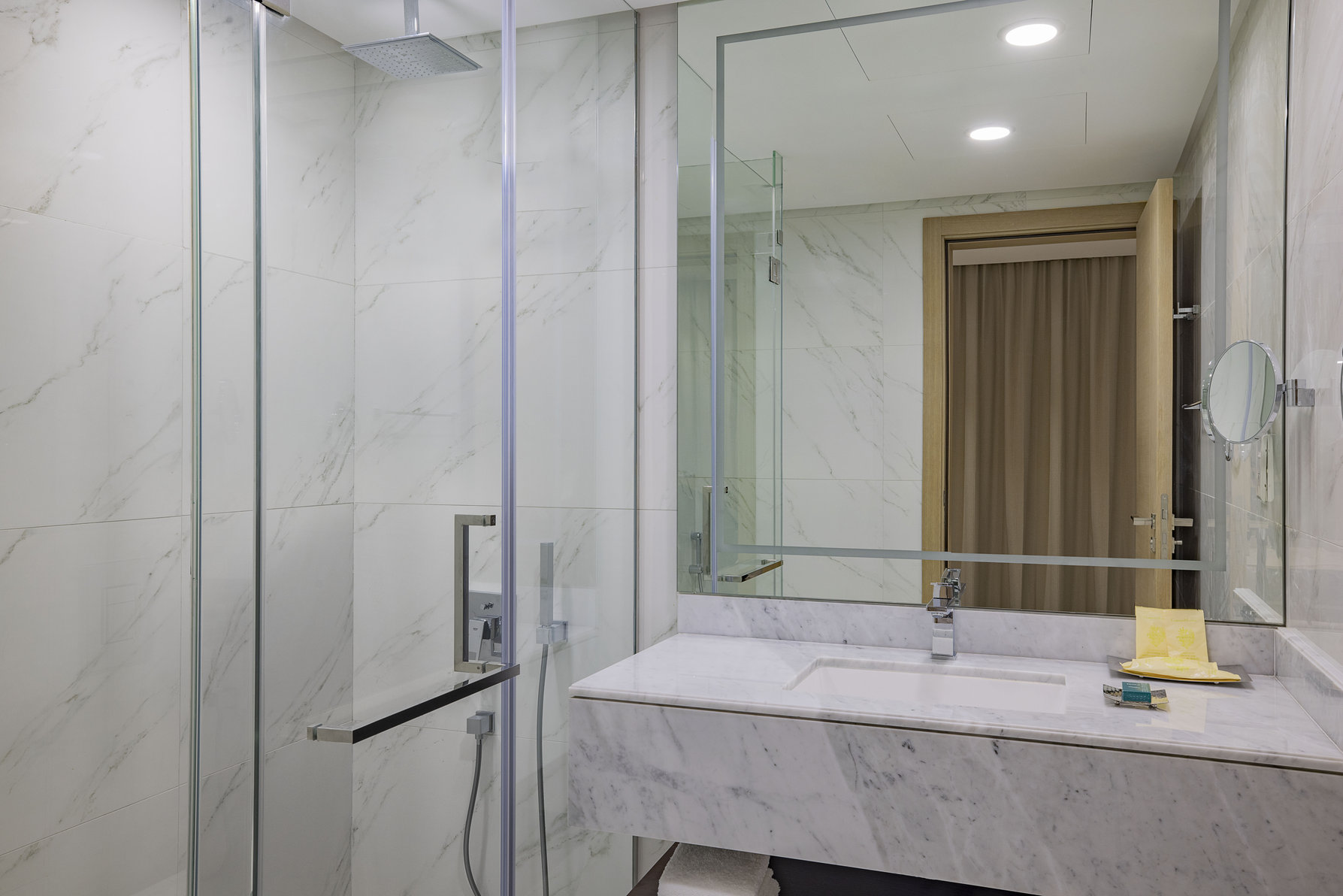 Hilton Bahrain City Centre Hotel & Residences Room Type - TWO BDRM CNR STE CITY-BALC