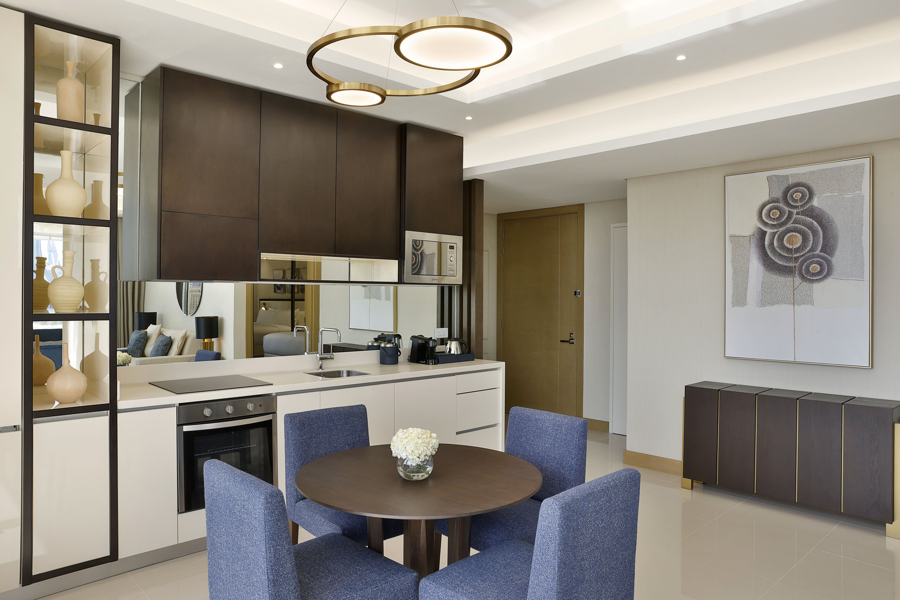 Hilton Bahrain City Centre Hotel & Residences Room Type - KG 1 BDRM CNR STE CITY-BAL