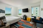 Corner King, Guest room, 1 King, Corner room