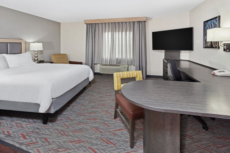 CANDLEWOOD SUITES APPLETON