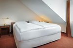 Arabella Suite, 1 Bedroom Signature Suite, Bedroom 1: 1 King, Bedroom 2: King, Garden view