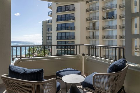 Tower Oceanfront Suite - Lanai