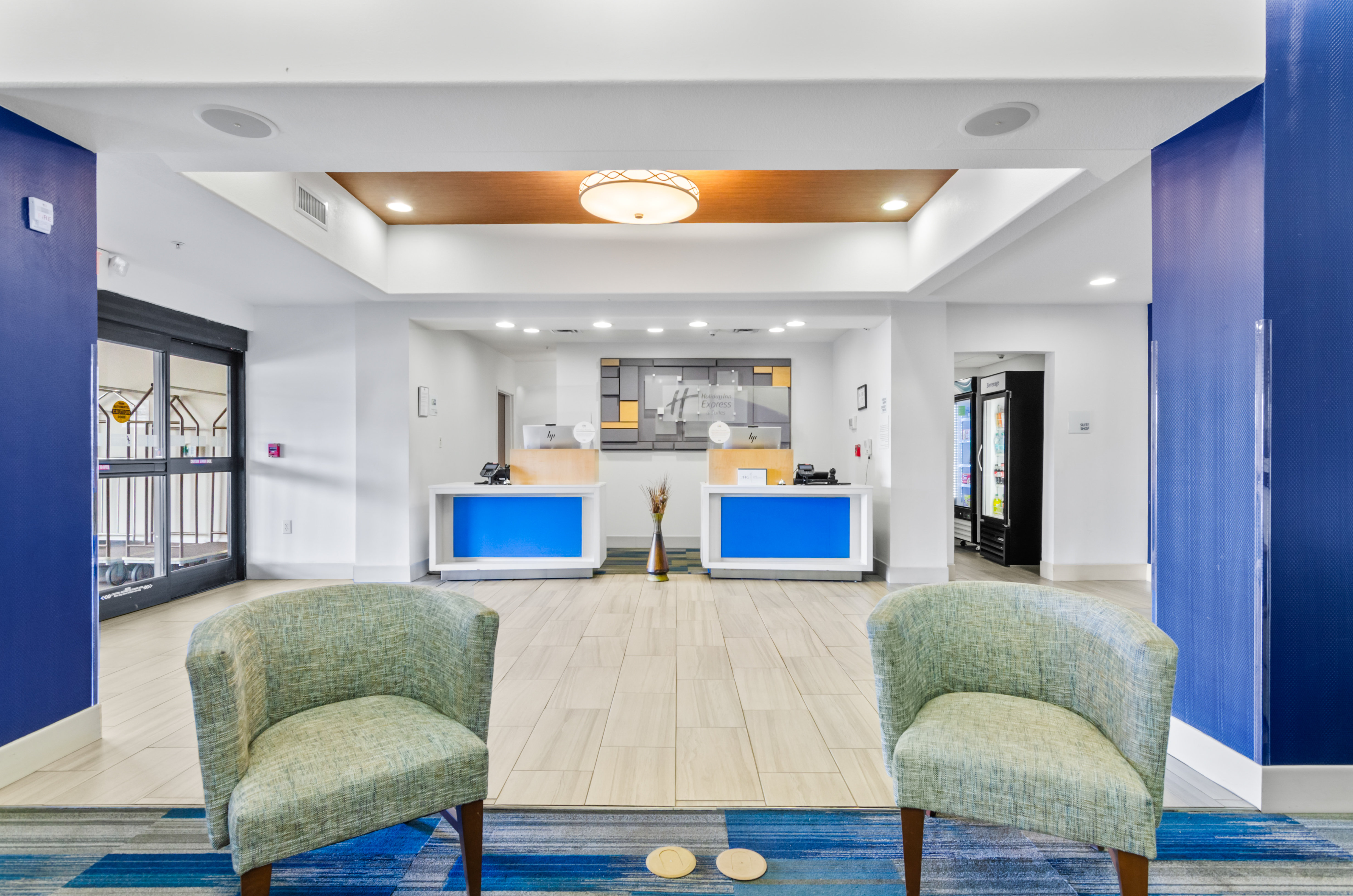 Holiday Inn Express Hotel & Stes