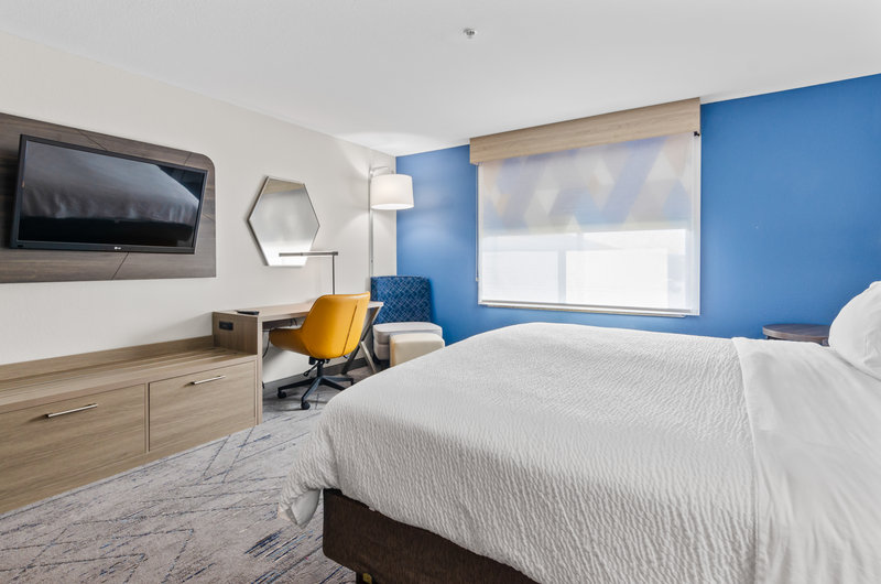 Holiday Inn Express Hotel & Suites Mount Airy