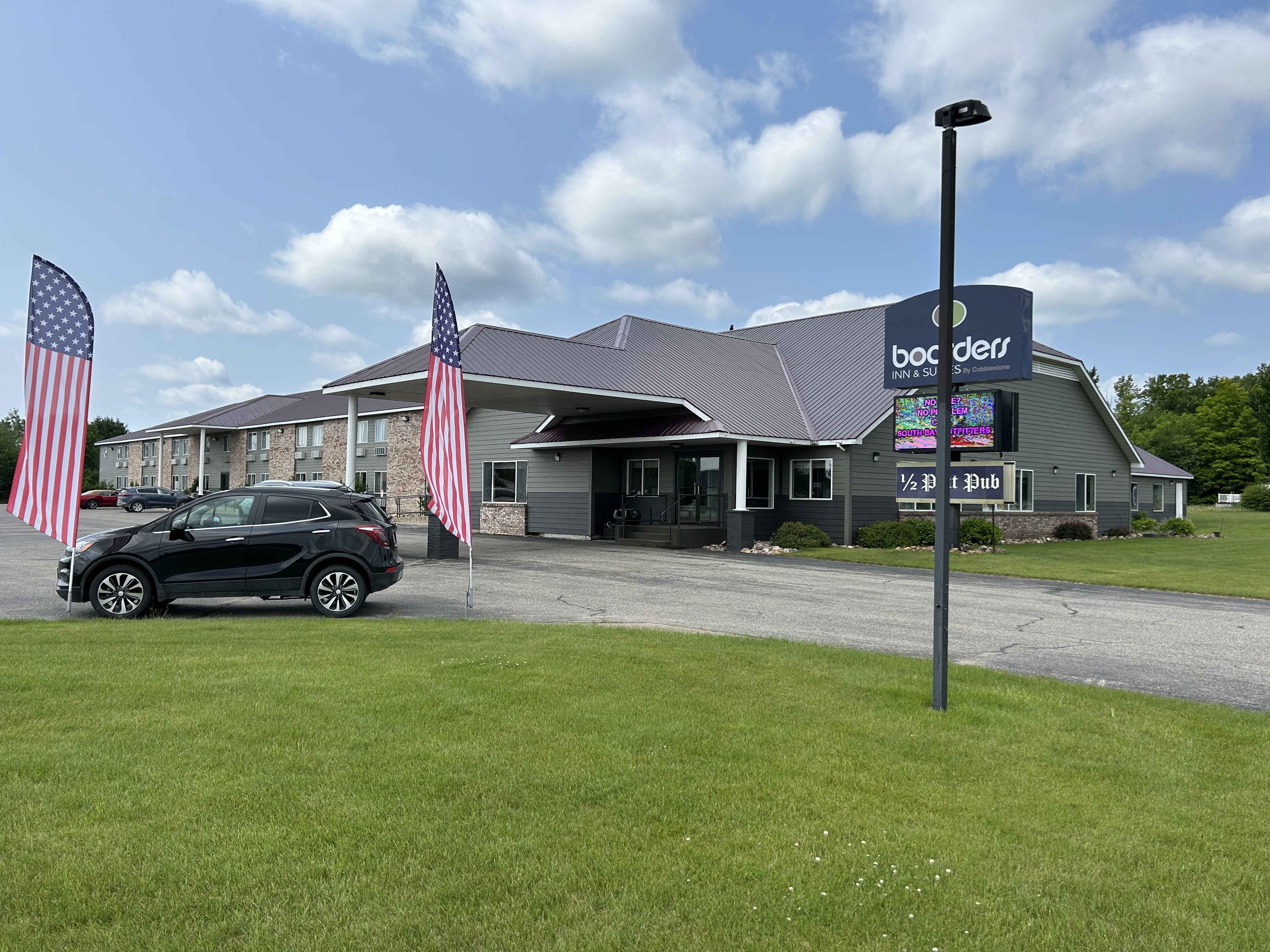 Boarders Inn & Suites by Cobblestone