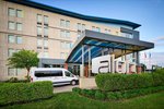 Aloft by Marriott Montreal Airport