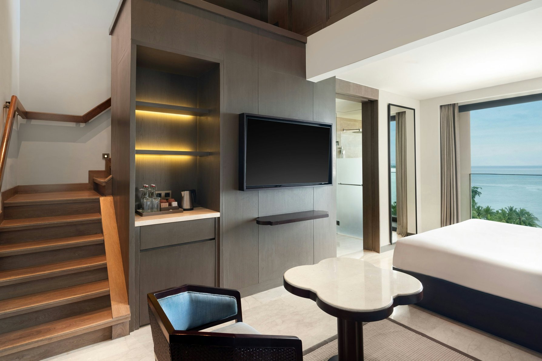 Lampung Marriott Resort & Spa Room Type - Duplex Room, Loft, Bedroom 1: 1 King, Bedroom 2: Twin, Ocean facing view, Tub, Balcony
