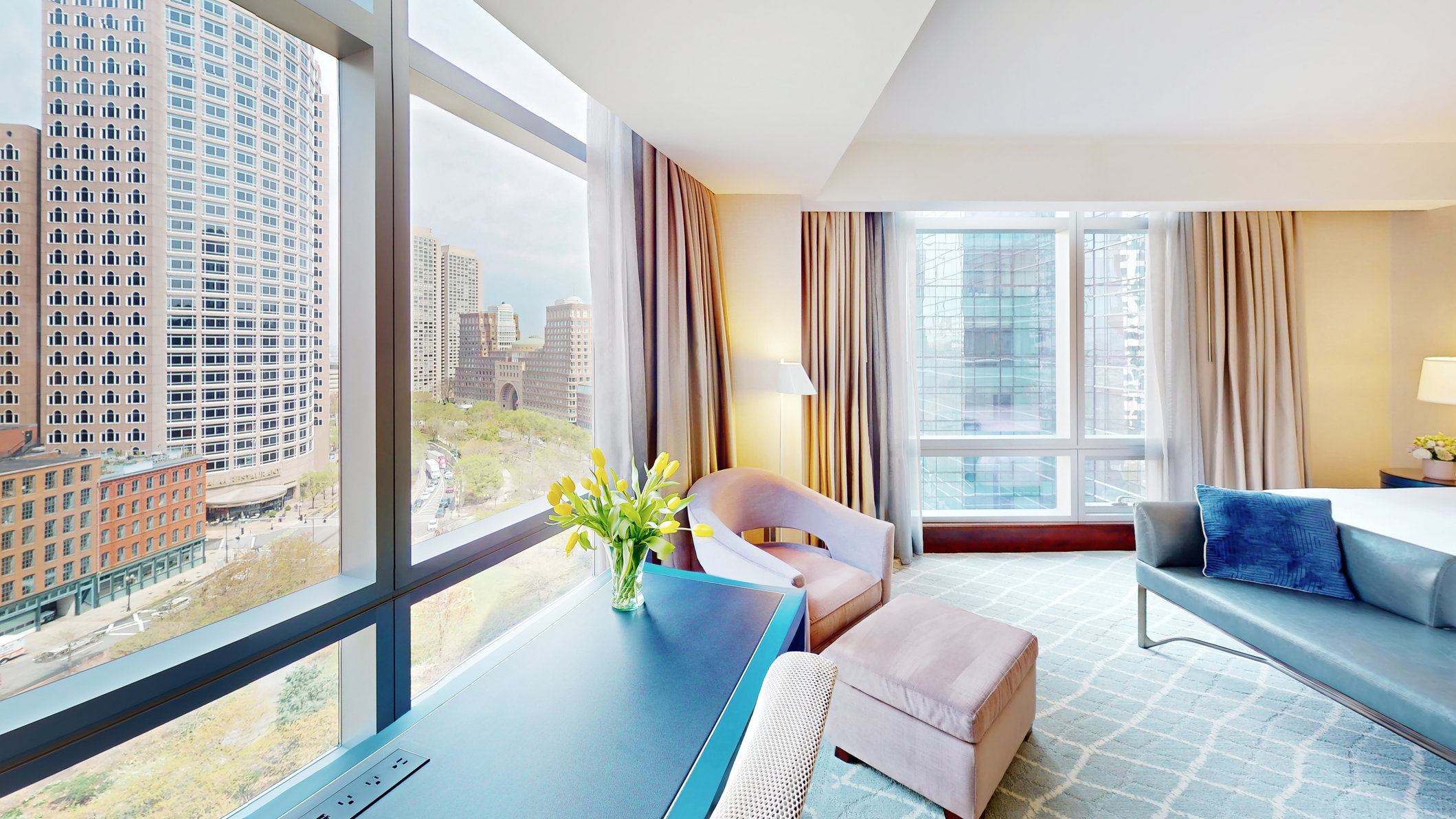 InterContinental BOSTON Room Type - 2 Queen Greenway View