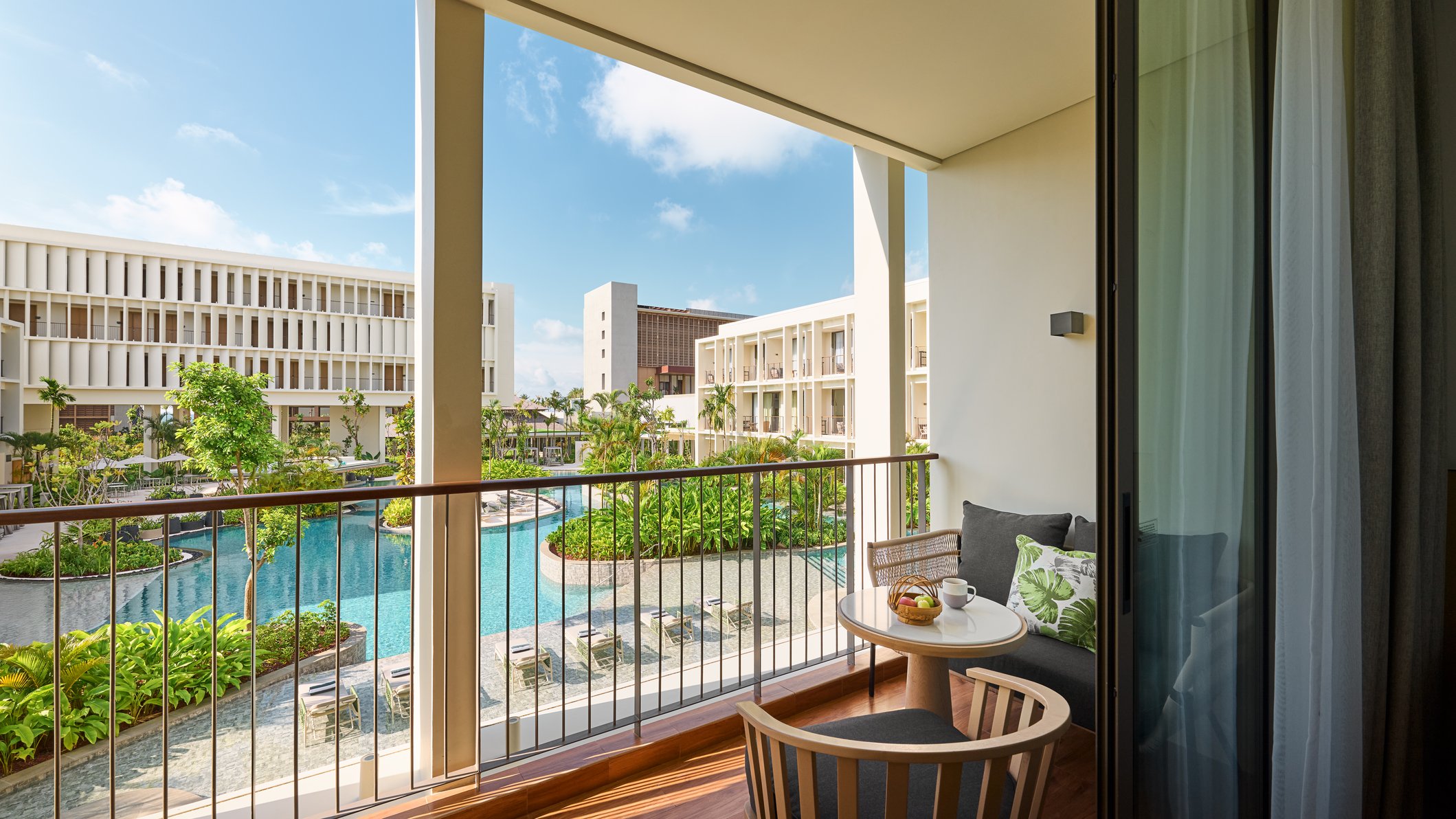 Holiday Inn Resort BINTAN LAGOI BEACH Room Type - 1 Bedroom Suite Pool View