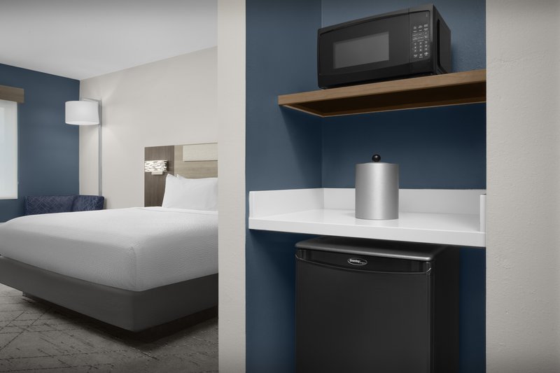 Holiday Inn Express and Suites McCalla – Birmingham West