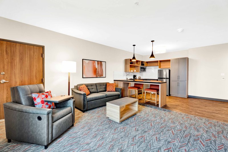 Candlewood Suites Detroit – Auburn Hills