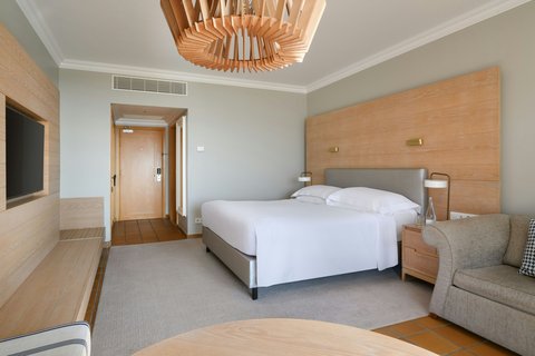 Ocean Premium King Bedroom