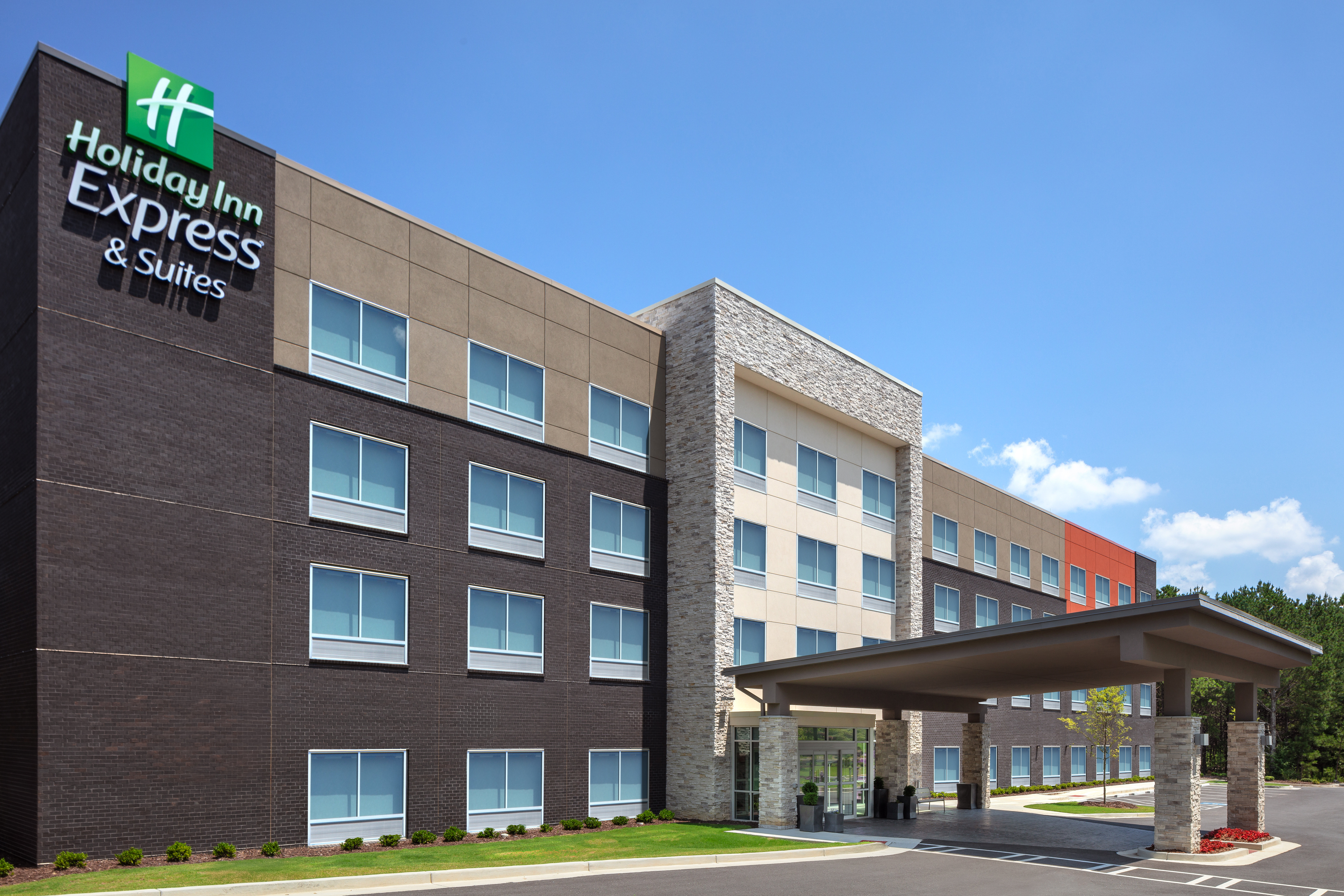 Holiday Inn Express and Suites Buford – Mall of Georgia
