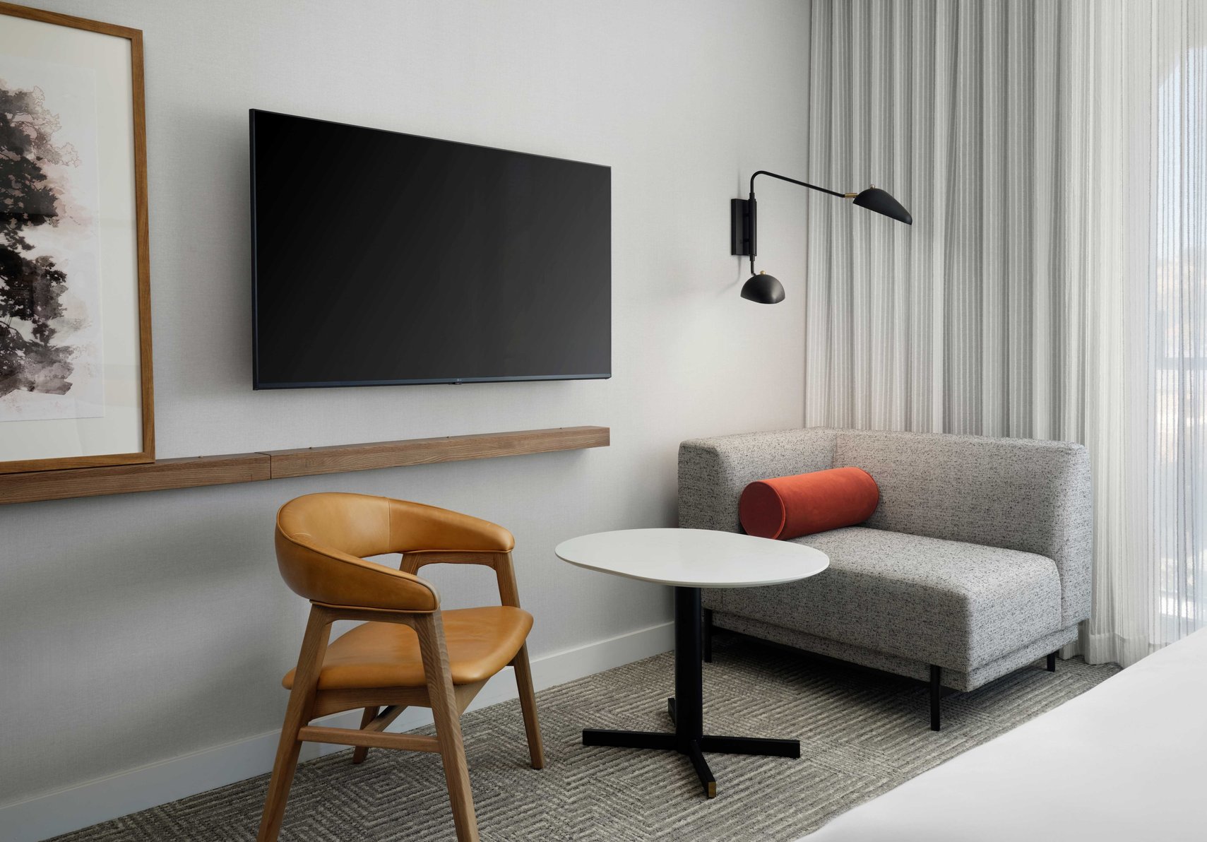 The Ava Hotel Paso Robles, Curio Collection by Hilton Room Type - 1 KING BED HEARING ACC