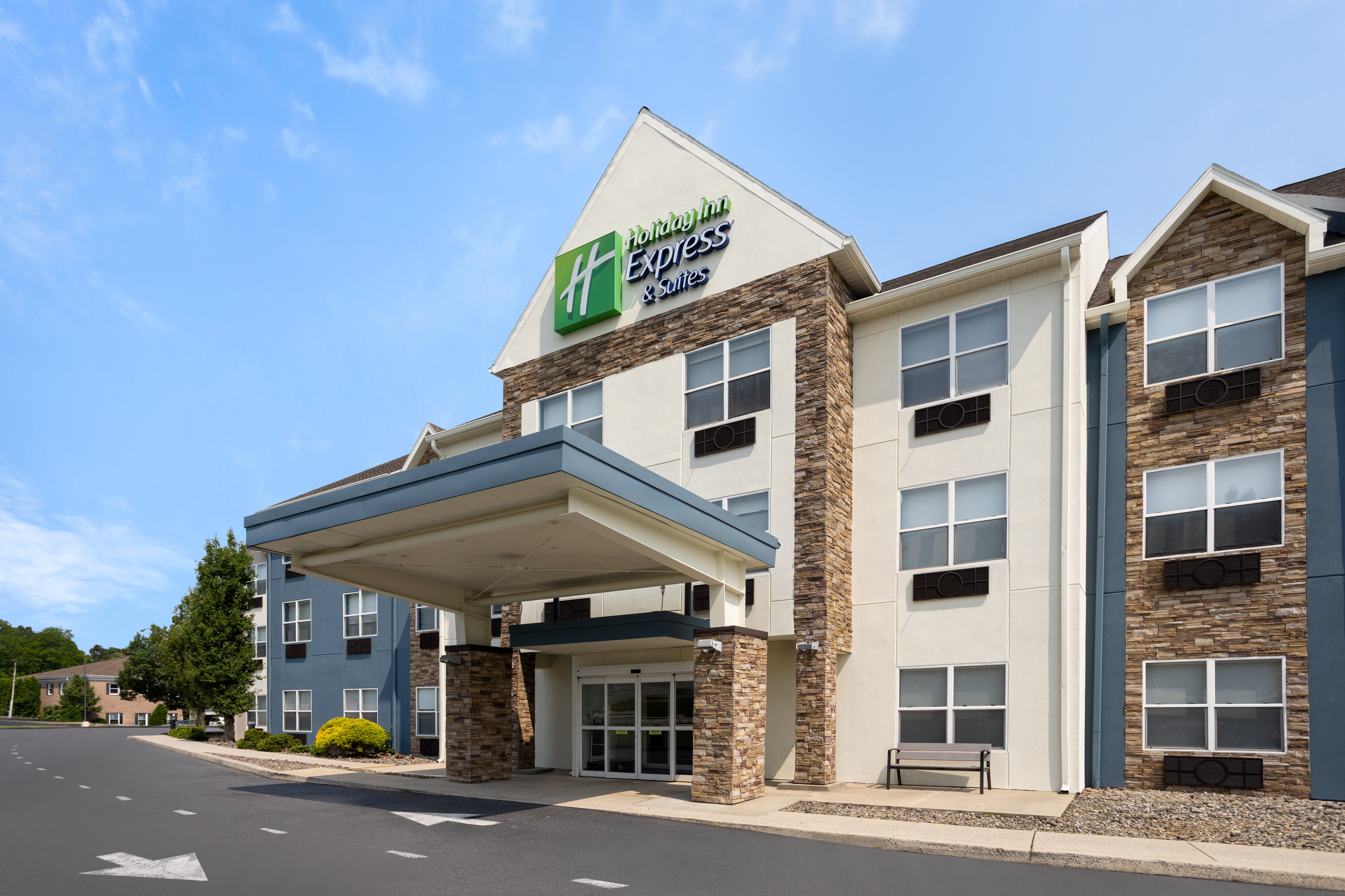 Holiday Inn Express & Suites Wyomissing