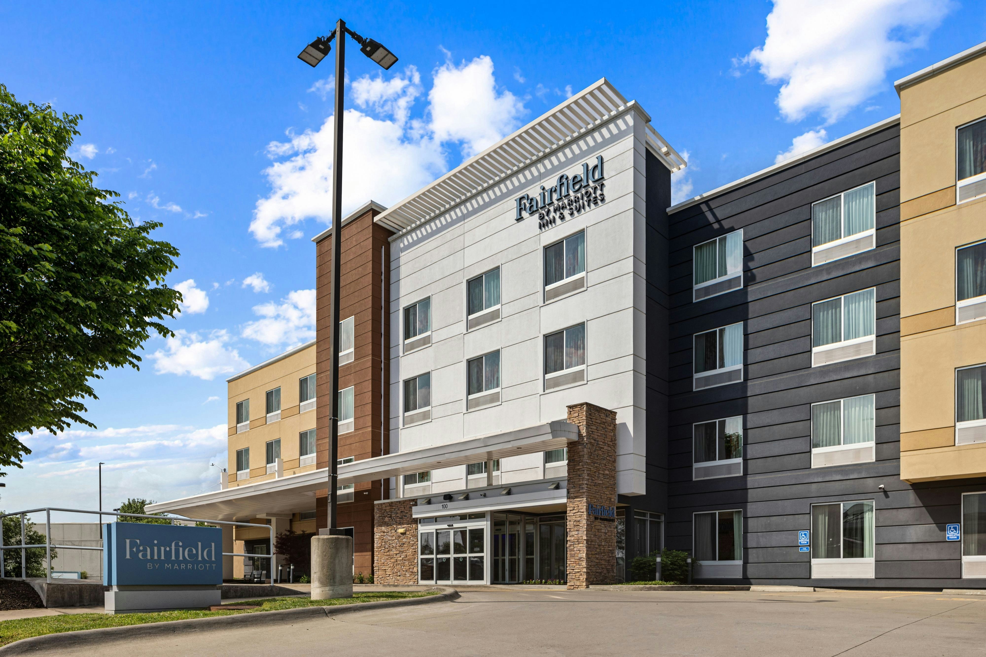 Fairfield Inn/Suites MetroCenter