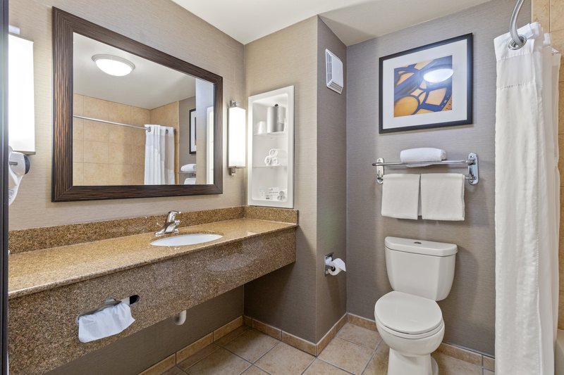 HOLIDAY INN EXP STES BARSTOW