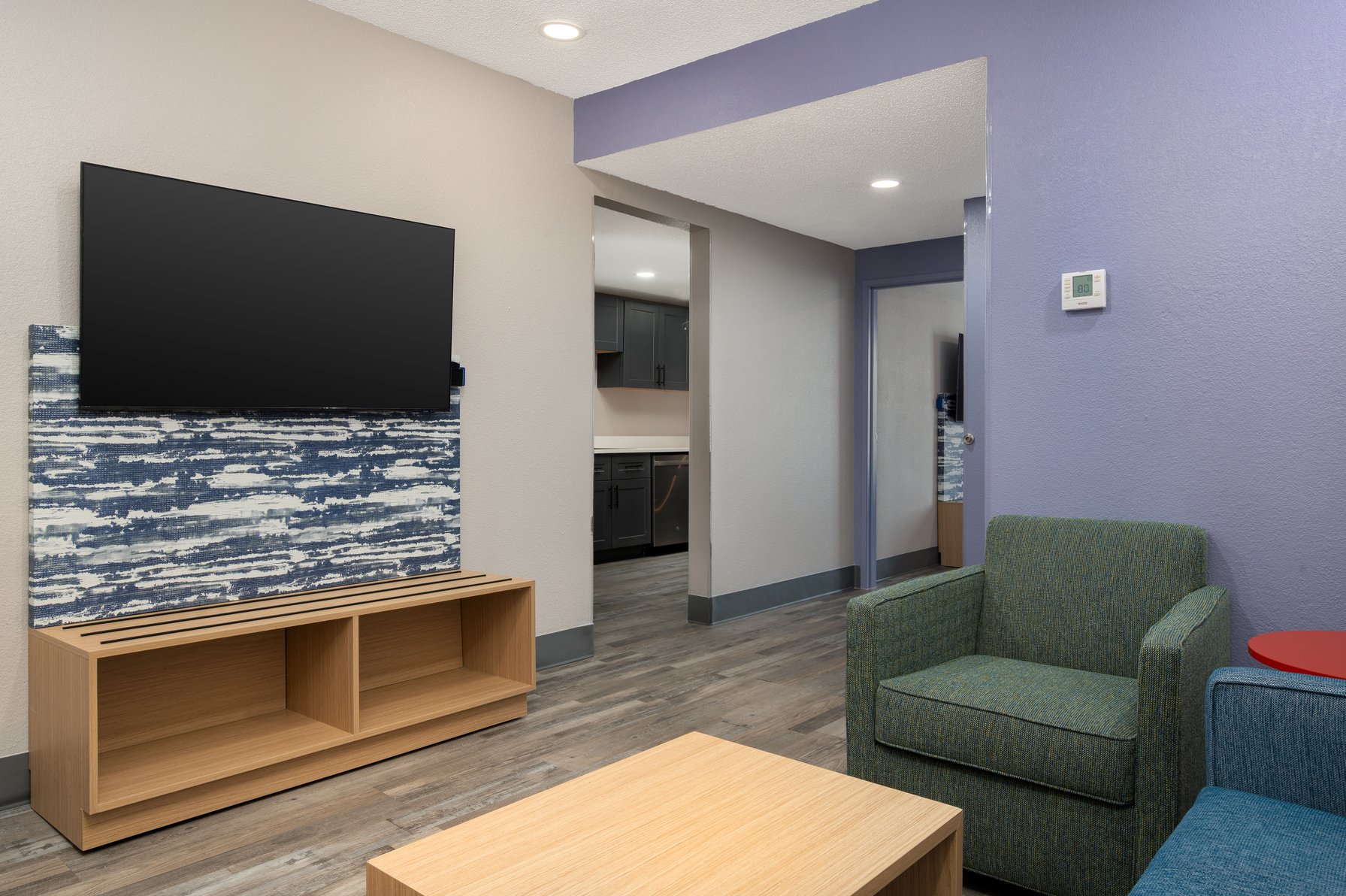 Garner Hotel EVANSVILLE EAST by IHG Room Type - 1 King One Bedroom Suite Kitchenette