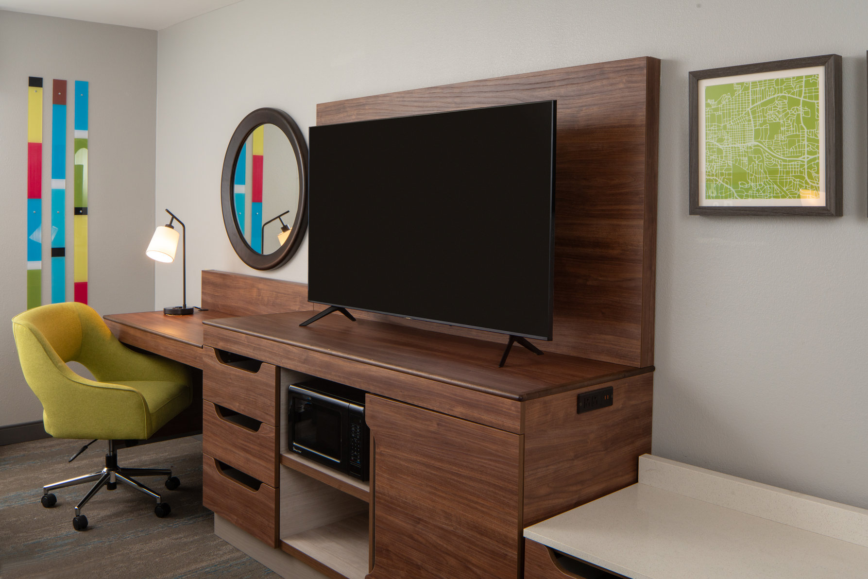 Hampton Inn by Hilton Enterprise Room Type - 1KG MOB HEAR ACC RI-SHW NS