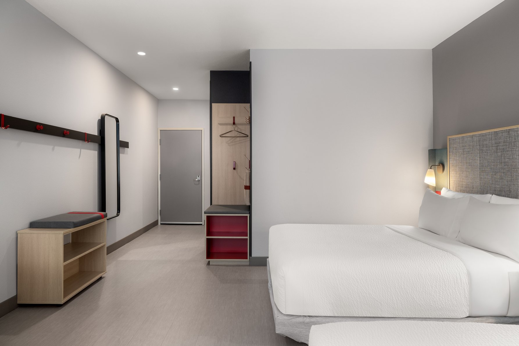 avid hotel EL PASO EAST by IHG Room Type - 2 Queen Standard Mobility Accessible Tub