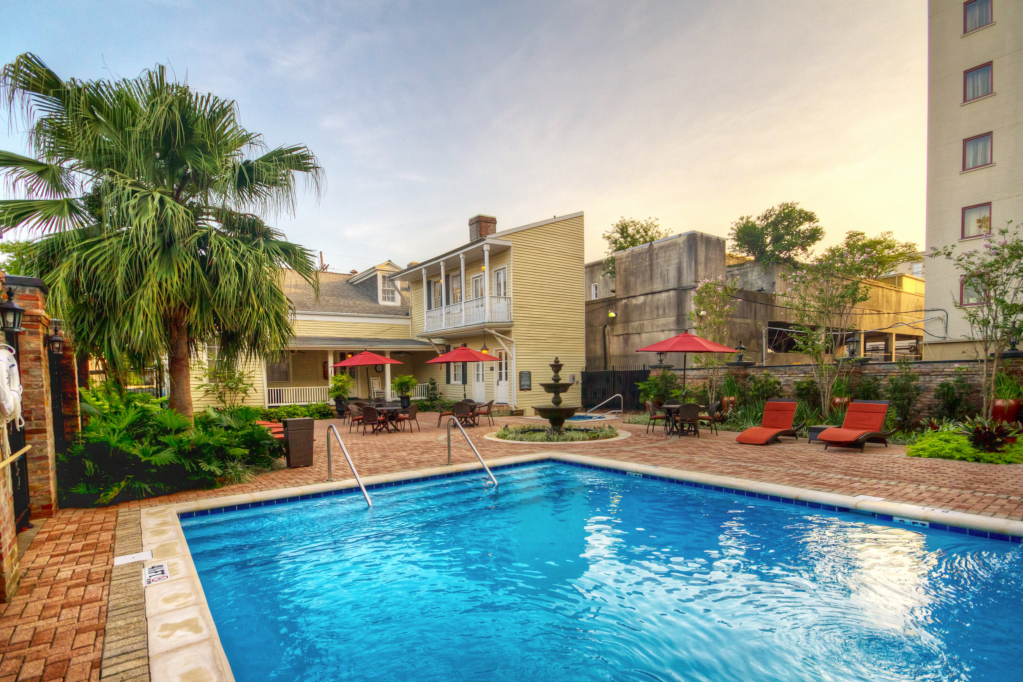 New Orleans Louisiana Vacation Al Avenue Plaza Resort