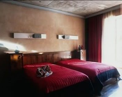 Guest photo