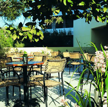 Amarilia Hotel