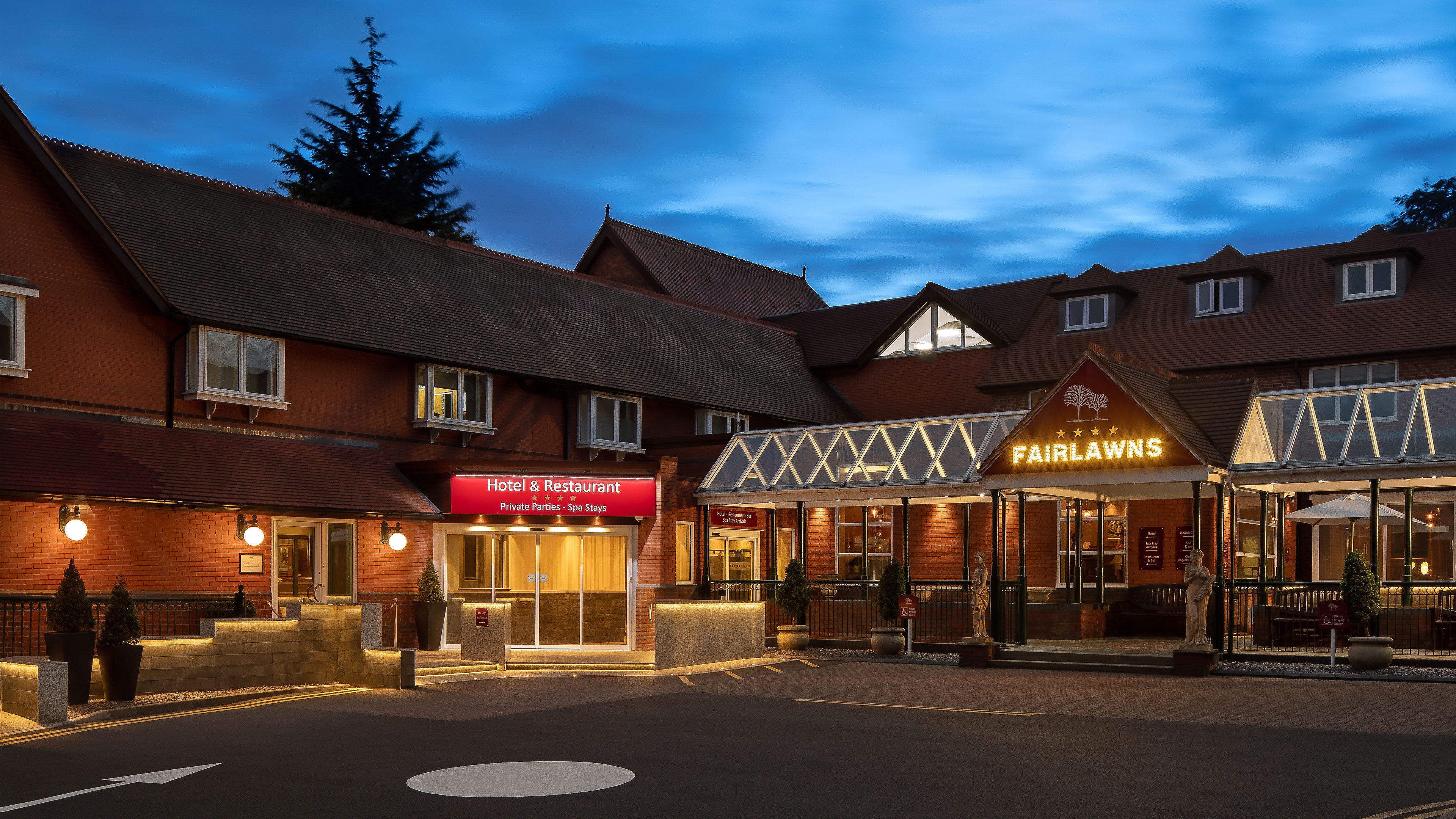 Fairlawns Hotel & Spa