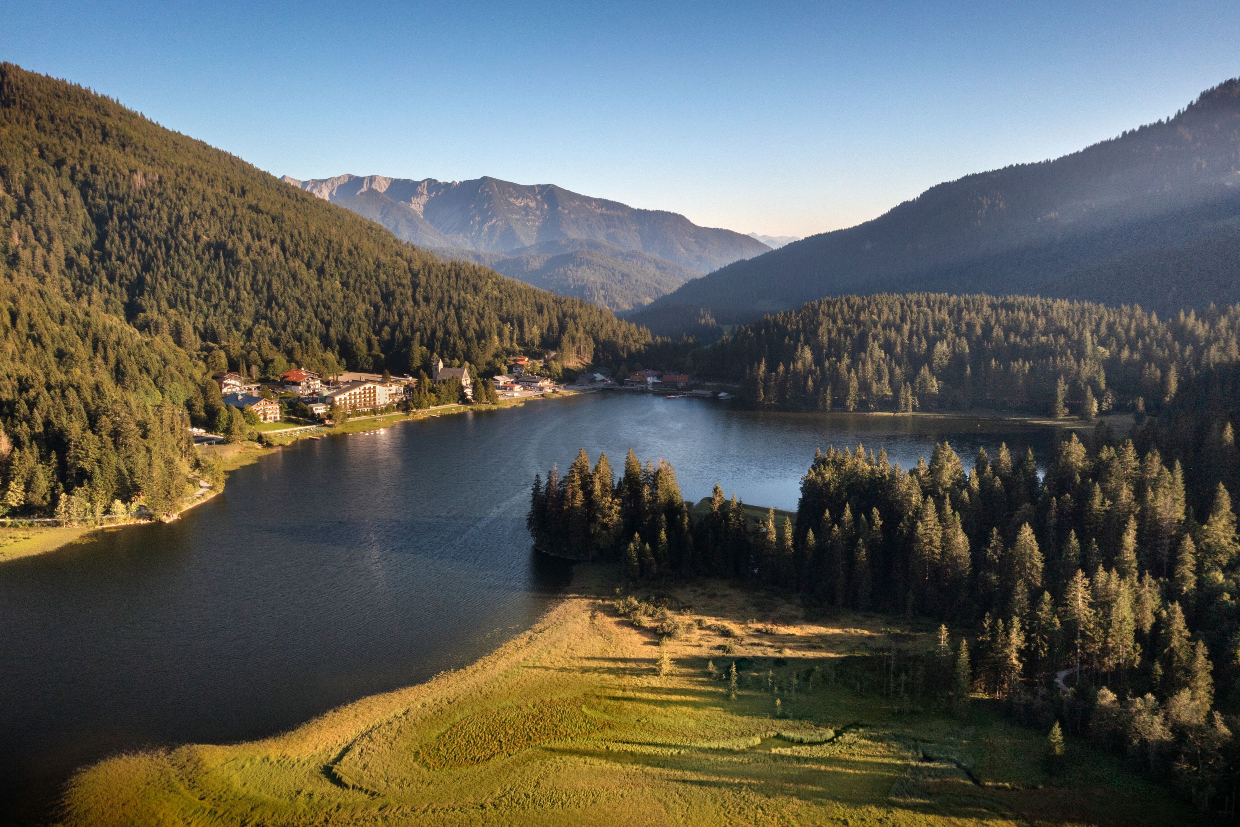 Arabella Alpenhotel, a Tribute Portfolio