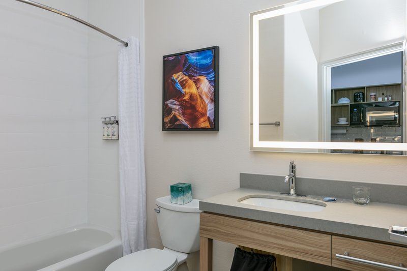 CANDLEWOOD SUITES LAKE JACKSON