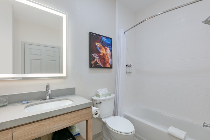 CANDLEWOOD SUITES LAKE JACKSON