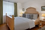 Deluxe Suite, 1 King, Mountain view