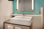 Spitzing Suite, 3 Bedroom Suite, Bedroom 1: 3 King, Bedroom 2:, Bedroom 3:, Sofa bed, Lake view