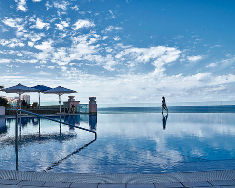 Infinity Pool