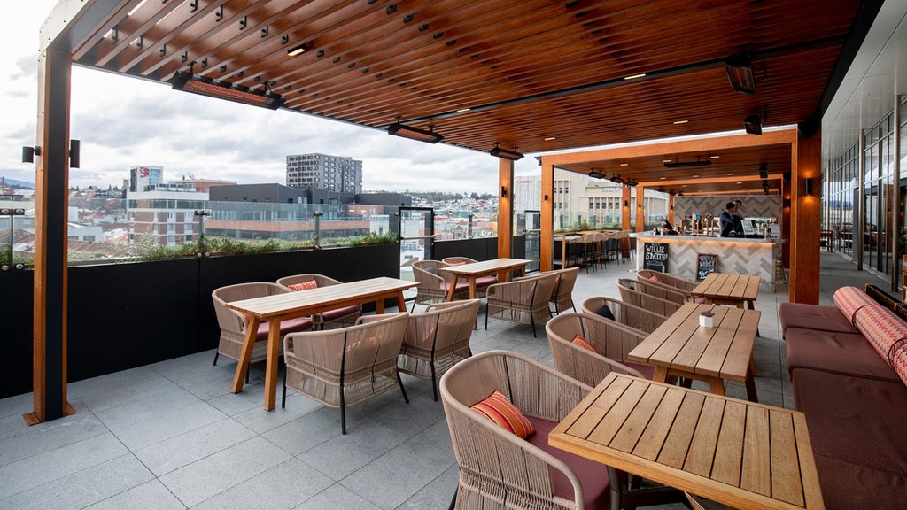 Crowne Plaza Hobart, an IHG Hotel - Outdoor Dining Area