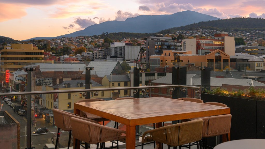 Crowne Plaza Hobart, an IHG Hotel - Outdoor Dining Area